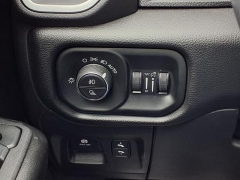 Used 2025  Ram 1500 Big Horn 4x4 Crew Cab 6'4" Box at Maxx Loans near St&period; Adrian&comma; MI