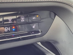Used 2023 Buick Envision FWD 4dr Essence at Maxx Loans near ,