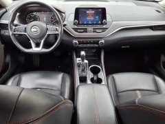 Used 2023 Nissan Altima 2.5 SR Sedan at Maxx Loans near ,