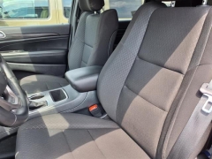Used 2022 Jeep Grand Cherokee WK Laredo E 4x4 at Northland Chrysler Dodge Jeep Ram near Oak Park, MI
