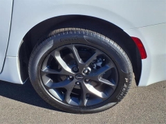 Used 2022  Chrysler Pacifica Limited AWD at Maxx Loans near St. Adrian, MI