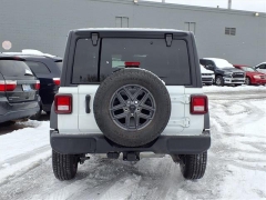 Used 2024  Jeep Wrangler Sport S 4 Door 4x4 at Maxx Loans near St&period; Adrian&comma; MI