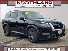  2024 Nissan Pathfinder SV 2WD at Maxx Loans near St&period; Adrian&comma; MI