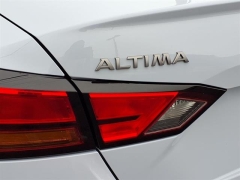 Used 2023 Nissan Altima 2.5 SR Sedan at Maxx Loans near ,