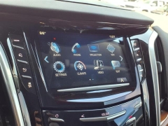 Used 2020 Cadillac Escalade 4d SUV 4WD Premium Luxury at Northland Chrysler Dodge Jeep Ram near Oak Park, MI