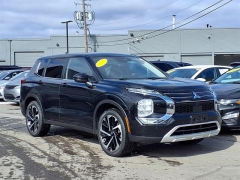  2024 Mitsubishi Outlander SE S-AWC w&sol;Tech Pkg at Maxx Loans near St&period; Adrian&comma; MI