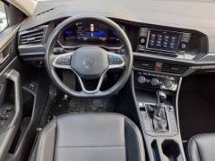 Used 2024  Volkswagen Jetta SE Auto at Maxx Loans near St&period; Adrian&comma; MI