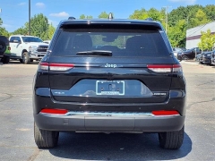 Used 2023 Jeep Grand Cherokee Laredo 4x4 at Maxx Loans near St. Adrian, MI