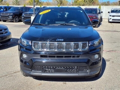 Used 2024  Jeep Compass Latitude 4x4 at Maxx Loans near St&period; Adrian&comma; MI