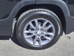 Used 2024 GMC Terrain AWD 4dr SLT at Maxx Loans near ,