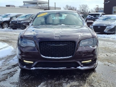 Used 2020  Chrysler 300 Touring L AWD at Maxx Loans near St&period; Adrian&comma; MI