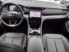 Used 2025  Jeep Grand Cherokee Limited 4x4 at Maxx Loans near St&period; Adrian&comma; MI