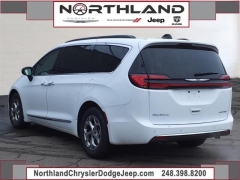 Used 2023 Chrysler Pacifica Limited FWD at Maxx Loans near St. Adrian, MI
