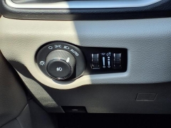 Used 2023 Chrysler Pacifica Touring L FWD at Maxx Loans near ,