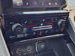 Used 2023 Jeep Grand Cherokee Laredo 4x4 at Maxx Loans near St. Adrian, MI