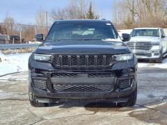 Used 2023  Jeep Grand Cherokee L Altitude 4x4 at Maxx Loans near St&period; Adrian&comma; MI