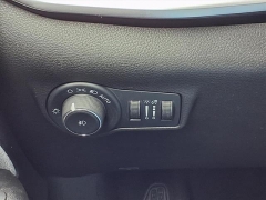 Used 2024  Jeep Compass Latitude 4x4 at Maxx Loans near St&period; Adrian&comma; MI