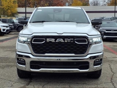 Used 2025  Ram 1500 Big Horn 4x4 Crew Cab 6'4" Box at Maxx Loans near St&period; Adrian&comma; MI