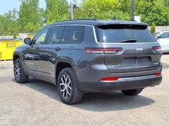 Used 2024 Jeep Grand Cherokee L Limited 4x4 at Maxx Loans near ,