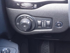 Used 2023 Jeep Cherokee Altitude Lux 4x4 at Maxx Loans near ,