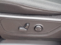 Used 2025  Ram 1500 Big Horn 4x4 Crew Cab 6'4" Box at Maxx Loans near St&period; Adrian&comma; MI