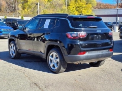 Used 2024  Jeep Compass Latitude 4x4 at Maxx Loans near St&period; Adrian&comma; MI