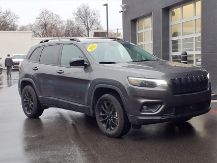 2023 Jeep Cherokee Altitude Lux's photo