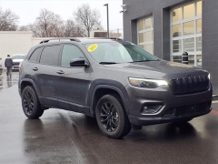 Used 2023  Jeep Cherokee Altitude Lux 4x4 at Maxx Loans near St&period; Adrian&comma; MI