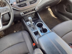 Used 2024  Nissan Altima 2&period;5 SV Sedan at Maxx Loans near St&period; Adrian&comma; MI