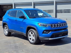 Used 2024 Jeep Compass Latitude 4x4 at Northland Chrysler Dodge Jeep Ram near Oak Park, MI