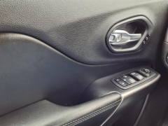 Used 2020 Jeep Cherokee 4d SUV 4WD Limited High Altitude 2.0T at Maxx Loans near St. Adrian, MI