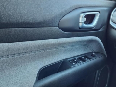 Used 2024  Jeep Compass Latitude 4x4 at Maxx Loans near St&period; Adrian&comma; MI