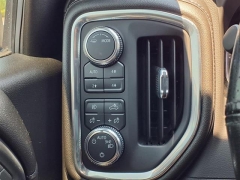 Used 2021 GMC Sierra 1500 4WD Double Cab 147" Elevation w/3SB at Northland Chrysler Dodge Jeep Ram near Oak Park, MI