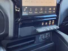 Used 2023 Ram 1500 4WD Laramie Crew Cab 5'7" Box at Northland Chrysler Dodge Jeep Ram near Oak Park, MI