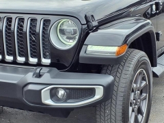 Used 2020 Jeep Gladiator Overland 4x4 at Northland Chrysler Dodge Jeep Ram near Oak Park, MI