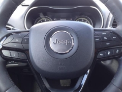 Used 2023 Jeep Cherokee Altitude Lux 4x4 at Maxx Loans near ,