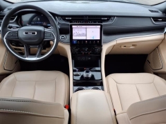 Used 2023 Jeep Grand Cherokee Limited 4x4 at Maxx Loans near ,