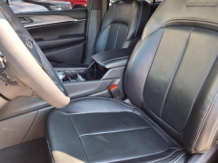 Used 2023 Jeep Grand Cherokee Overland 4x4 at Maxx Loans near ,