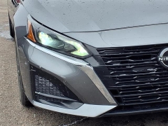 Used 2024  Nissan Altima 2&period;5 SV Sedan at Maxx Loans near St&period; Adrian&comma; MI