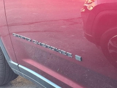 Used 2023  Jeep Grand Cherokee Limited 4x4 at Maxx Loans near St. Adrian, MI