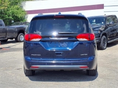 Used 2019 Chrysler Pacifica Limited FWD at Maxx Loans near St. Adrian, MI