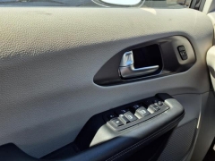 Used 2023 Chrysler Pacifica Touring L FWD at Maxx Loans near ,