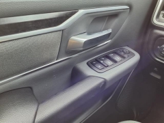 Used 2022  Ram 1500 Big Horn 4x4 Crew Cab 5'7" Box at Maxx Loans near St&period; Adrian&comma; MI