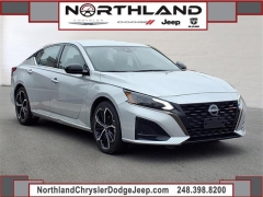 Used 2023 Nissan Altima 2.5 SR Sedan at Maxx Loans near St. Adrian, MI