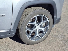 Used 2024  Jeep Compass Latitude 4x4 at Maxx Loans near St&period; Adrian&comma; MI