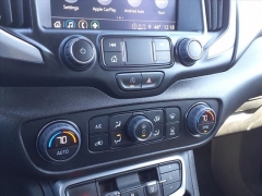 Used 2024 GMC Terrain AWD 4dr SLT at Maxx Loans near ,