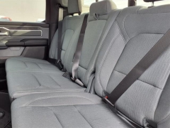 Used 2022  Ram 1500 Big Horn 4x4 Crew Cab 5'7" Box at Maxx Loans near St&period; Adrian&comma; MI