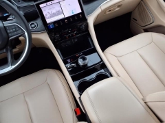 Used 2023 Jeep Grand Cherokee Limited 4x4 at Maxx Loans near ,