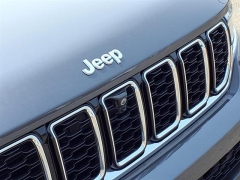 Used 2024 Jeep Grand Cherokee L Limited 4x4 at Maxx Loans near ,