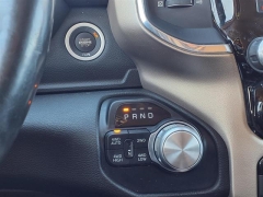 Used 2019  Ram 1500 4WD Crew Cab Laramie at Maxx Loans near St&period; Adrian&comma; MI